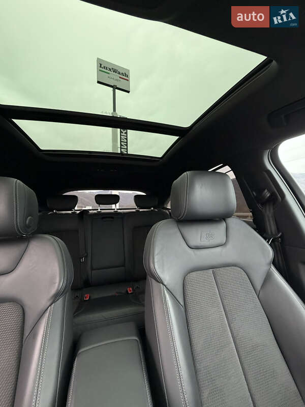 Внедорожник / Кроссовер Audi e-tron Sportback 2021 в Иршаве