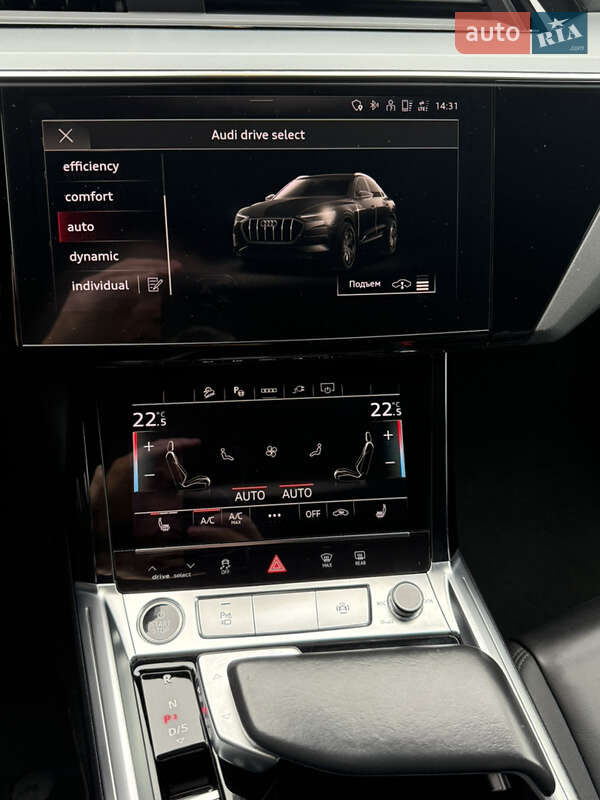 Внедорожник / Кроссовер Audi e-tron Sportback 2021 в Иршаве