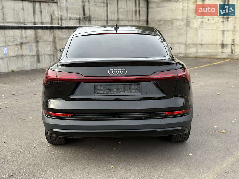 Внедорожник / Кроссовер Audi e-tron Sportback 2022 в Ровно