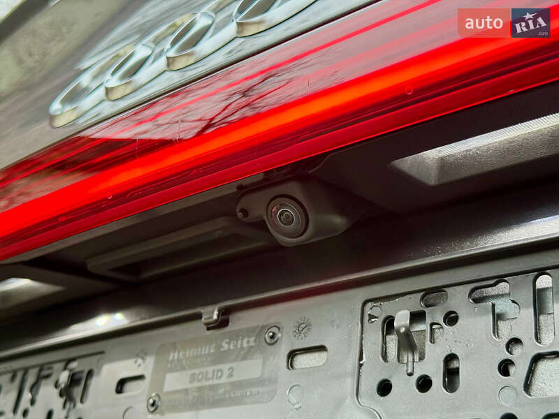 Позашляховик / Кросовер Audi e-tron Sportback 2022 в Дніпрі
