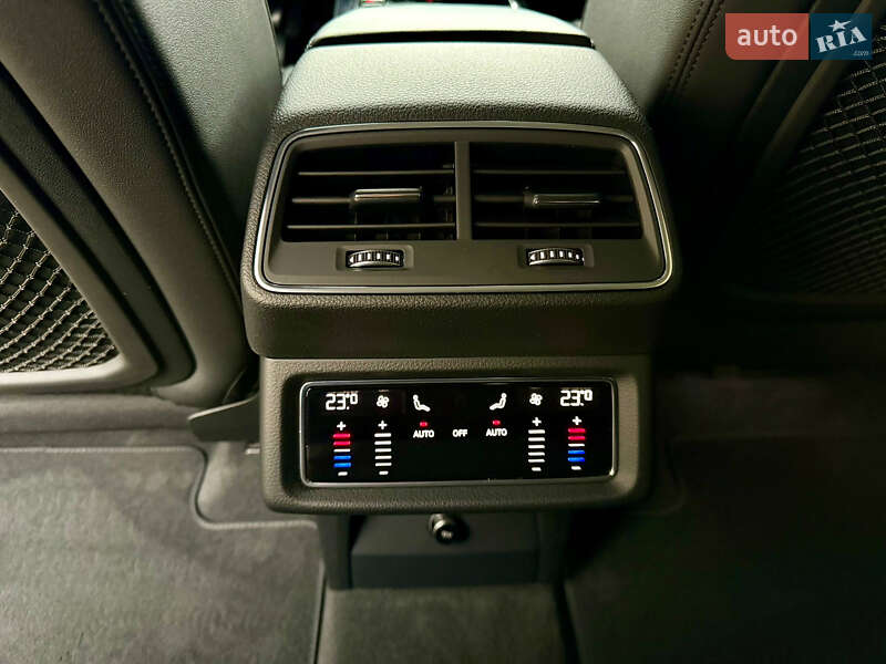 Позашляховик / Кросовер Audi e-tron Sportback 2022 в Дніпрі