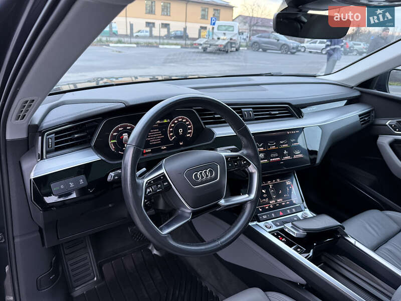 Позашляховик / Кросовер Audi e-tron Sportback 2022 в Козятині