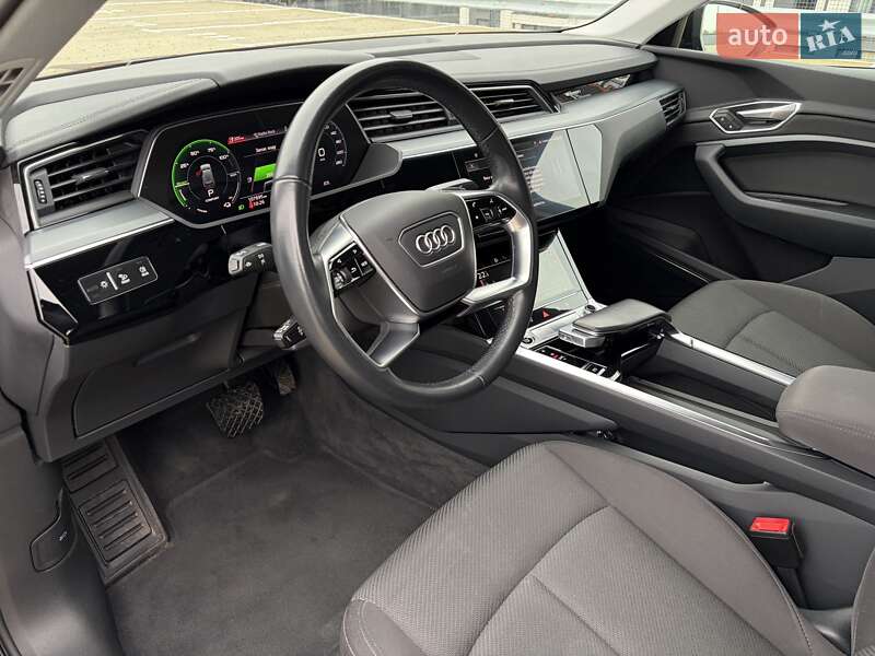 Внедорожник / Кроссовер Audi e-tron Sportback 2021 в Мукачево
