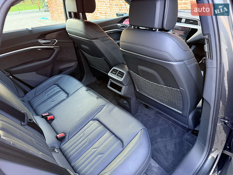 Внедорожник / Кроссовер Audi e-tron Sportback 2021 в Тернополе фото 39 Внедорожник / Кроссовер Audi e-tron Sportback 2021 в Тернополе