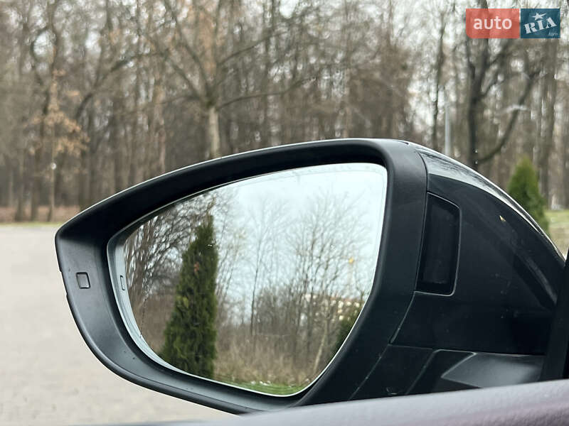 Внедорожник / Кроссовер Audi e-tron Sportback 2020 в Львове