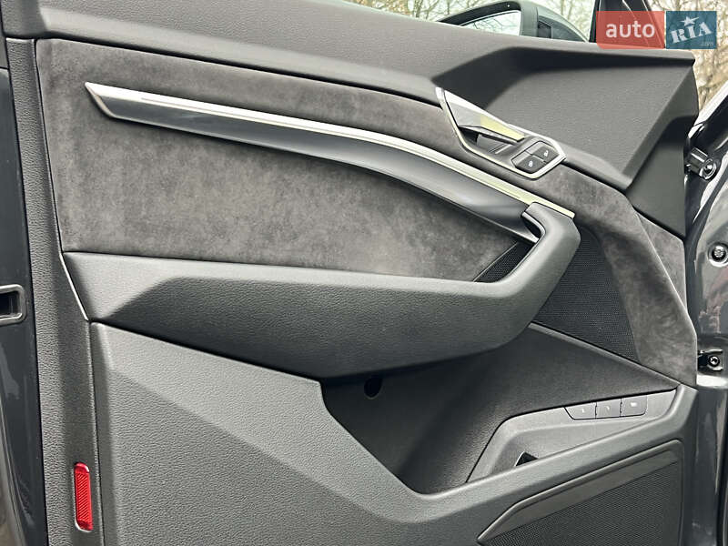Внедорожник / Кроссовер Audi e-tron Sportback 2020 в Львове