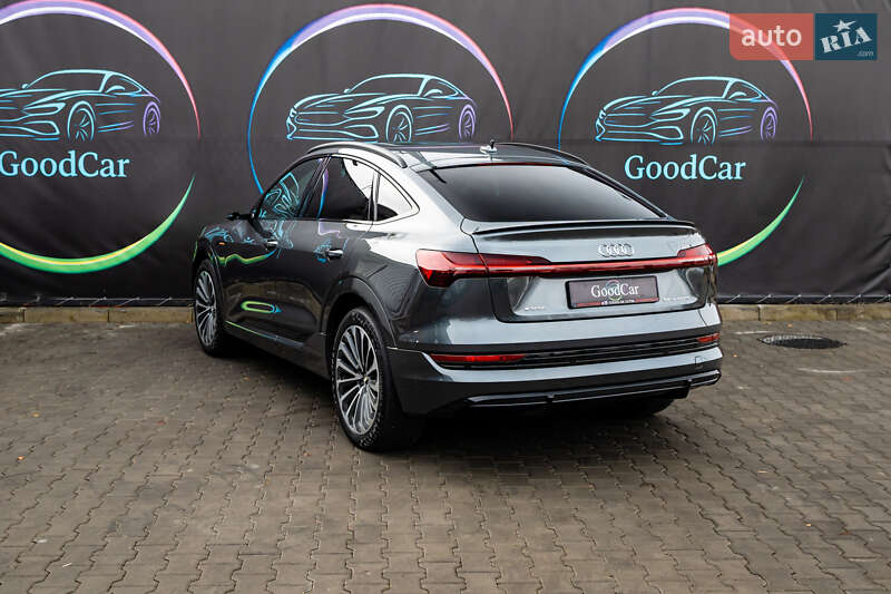 Позашляховик / Кросовер Audi e-tron Sportback 2020 в Луцьку