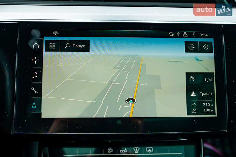 Позашляховик / Кросовер Audi e-tron Sportback 2020 в Луцьку