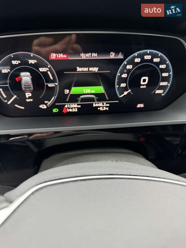 Позашляховик / Кросовер Audi e-tron Sportback 2022 в Києві фото 18 Позашляховик / Кросовер Audi e-tron Sportback 2022 в Києві