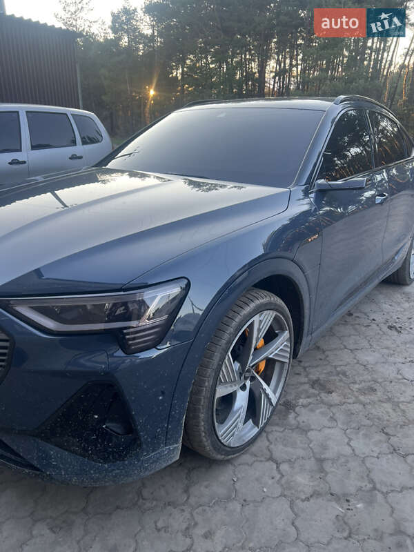 Внедорожник / Кроссовер Audi e-tron Sportback 2022 в Ахтырке