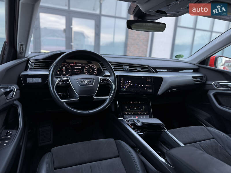 Внедорожник / Кроссовер Audi e-tron Sportback 2020 в Тернополе фото 61 Внедорожник / Кроссовер Audi e-tron Sportback 2020 в Тернополе