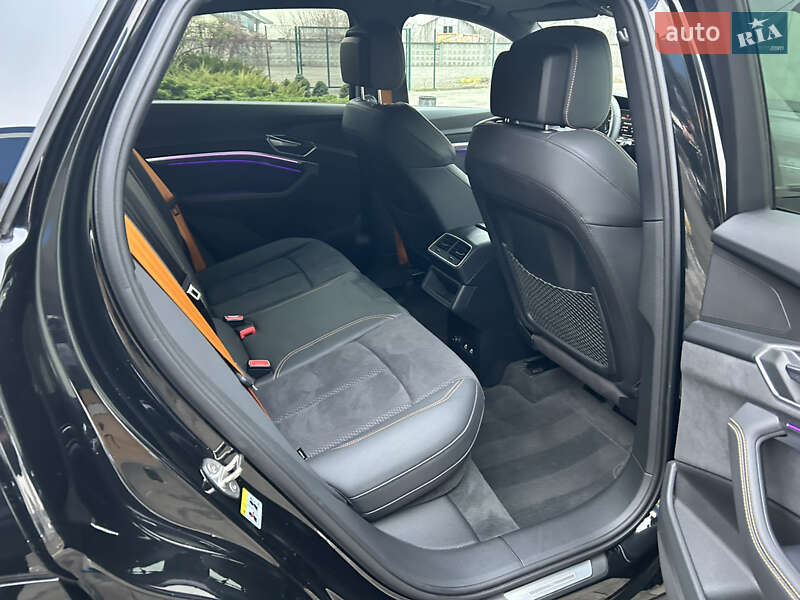 Внедорожник / Кроссовер Audi e-tron Sportback 2022 в Киеве фото 19 Внедорожник / Кроссовер Audi e-tron Sportback 2022 в Киеве