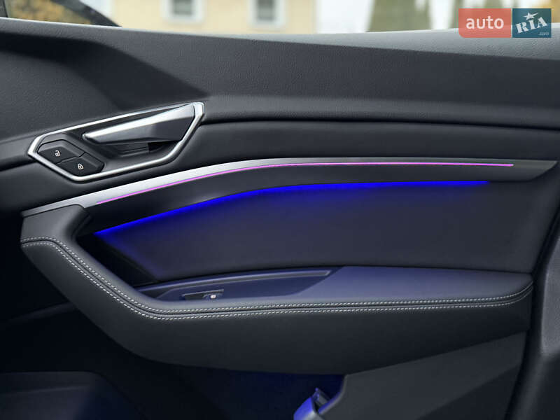 Внедорожник / Кроссовер Audi e-tron Sportback 2021 в Львове