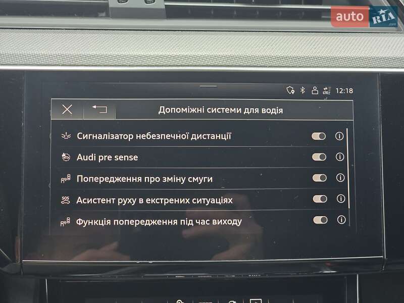 Позашляховик / Кросовер Audi e-tron Sportback 2022 в Ковелі