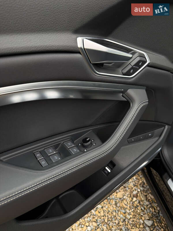 Позашляховик / Кросовер Audi e-tron Sportback 2020 в Івано-Франківську фото 25 Позашляховик / Кросовер Audi e-tron Sportback 2020 в Івано-Франківську