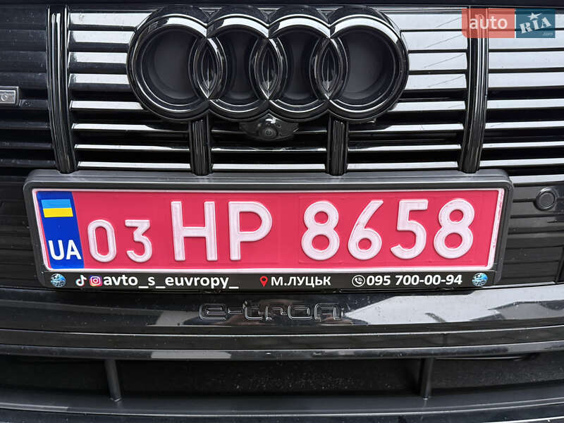 Позашляховик / Кросовер Audi e-tron Sportback 2022 в Луцьку