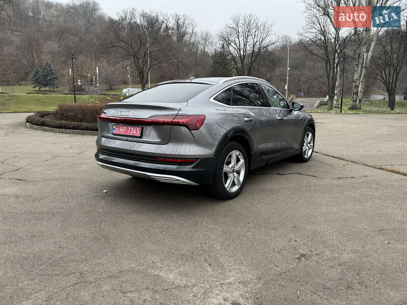 Позашляховик / Кросовер Audi e-tron Sportback 2022 в Києві фото 5 Позашляховик / Кросовер Audi e-tron Sportback 2022 в Києві