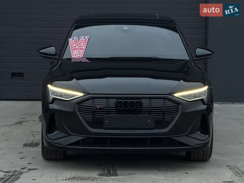 Внедорожник / Кроссовер Audi e-tron Sportback 2021 в Дубно