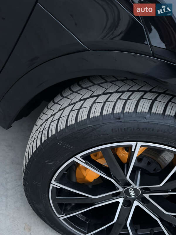 Внедорожник / Кроссовер Audi e-tron Sportback 2021 в Дубно