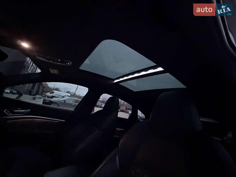 Внедорожник / Кроссовер Audi e-tron Sportback 2021 в Дубно