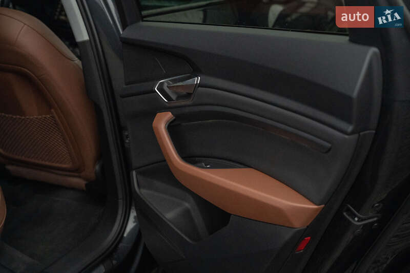 Внедорожник / Кроссовер Audi e-tron Sportback 2022 в Черновцах