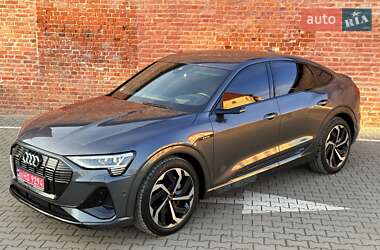 Позашляховик / Кросовер Audi e-tron Sportback 2021 в Тернополі