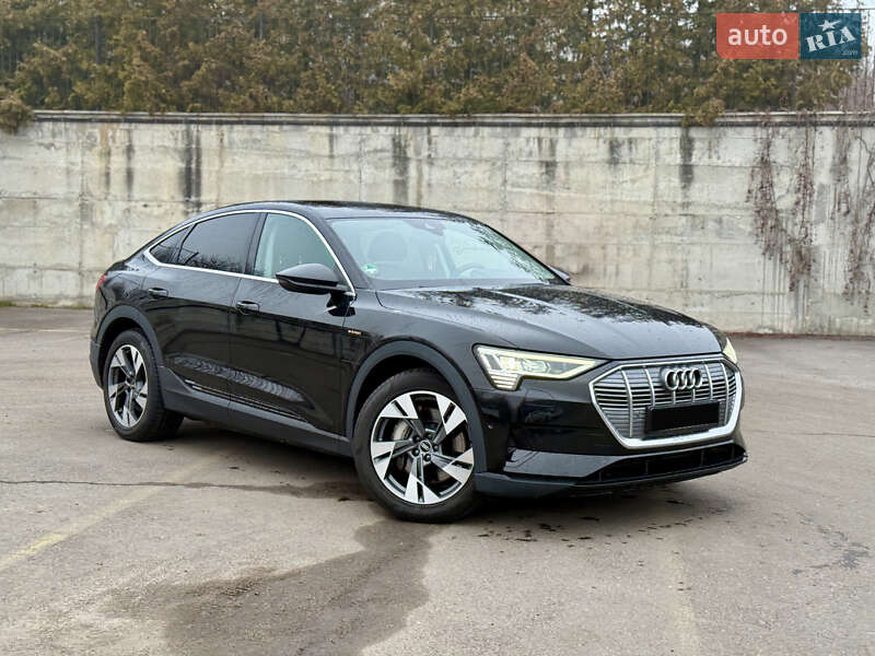Позашляховик / Кросовер Audi e-tron Sportback 2022 в Рівному фото 5 Позашляховик / Кросовер Audi e-tron Sportback 2022 в Рівному