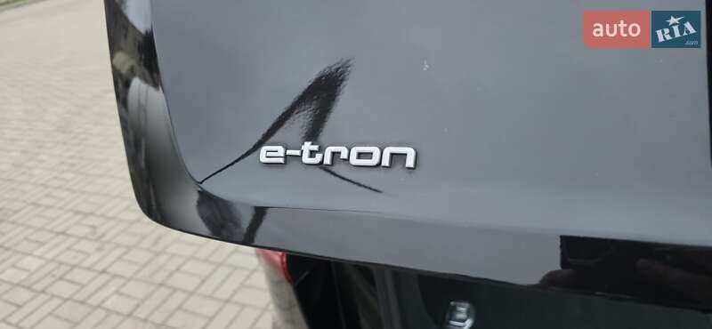 Позашляховик / Кросовер Audi e-tron Sportback 2020 в Тернополі