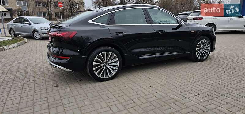 Позашляховик / Кросовер Audi e-tron Sportback 2020 в Тернополі
