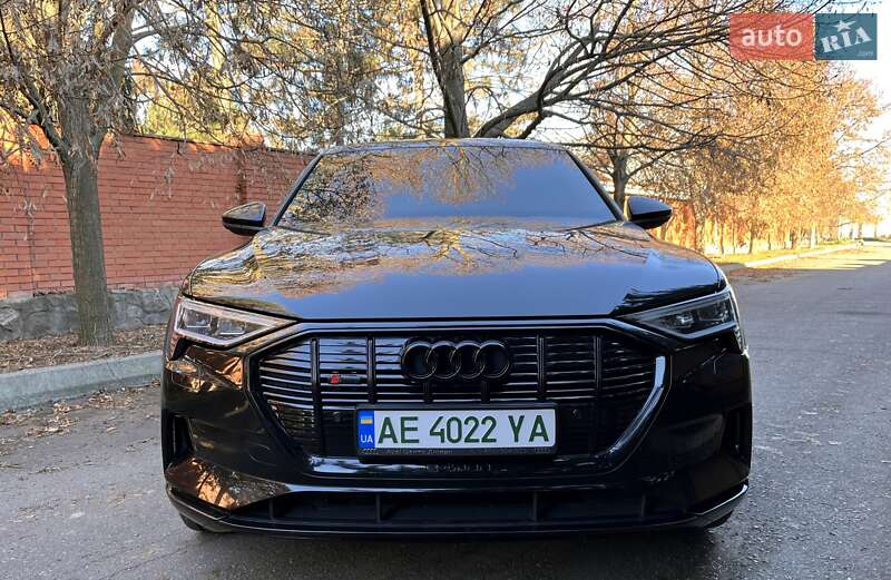 Внедорожник / Кроссовер Audi e-tron Sportback 2022 в Днепре