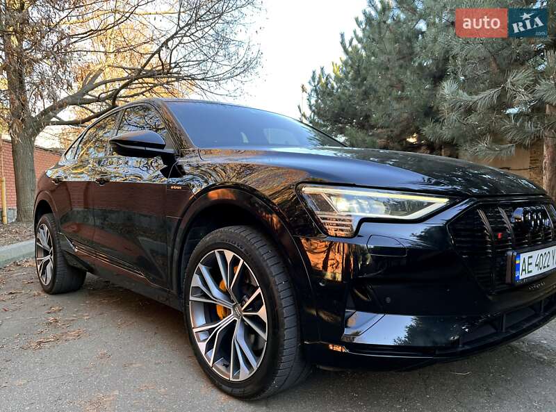 Внедорожник / Кроссовер Audi e-tron Sportback 2022 в Днепре