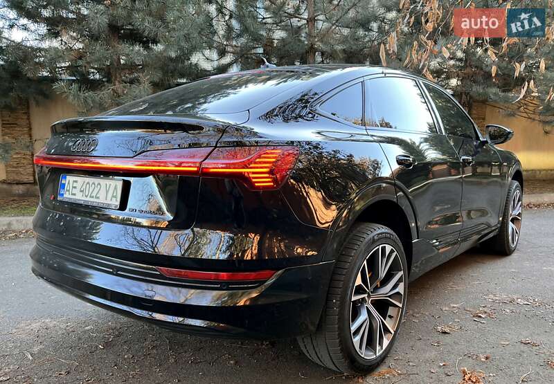 Внедорожник / Кроссовер Audi e-tron Sportback 2022 в Днепре