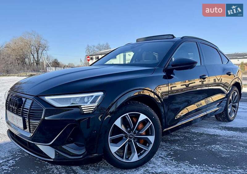 Внедорожник / Кроссовер Audi e-tron Sportback 2021 в Киеве