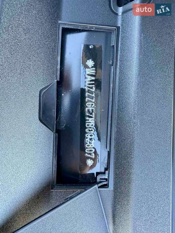 Внедорожник / Кроссовер Audi e-tron Sportback 2021 в Киеве