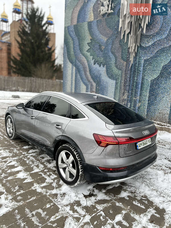 Внедорожник / Кроссовер Audi e-tron Sportback 2020 в Житомире