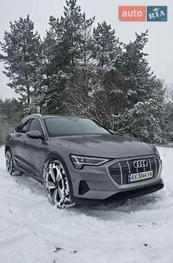 Позашляховик / Кросовер Audi e-tron Sportback 2021 в Харкові