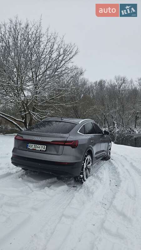 Внедорожник / Кроссовер Audi e-tron Sportback 2021 в Харькове