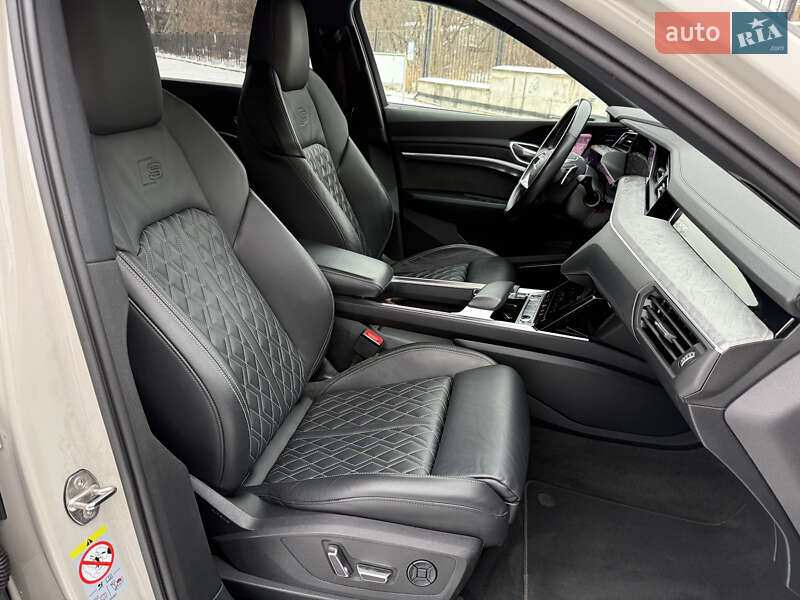 Внедорожник / Кроссовер Audi e-tron Sportback 2020 в Ровно фото 51 Внедорожник / Кроссовер Audi e-tron Sportback 2020 в Ровно