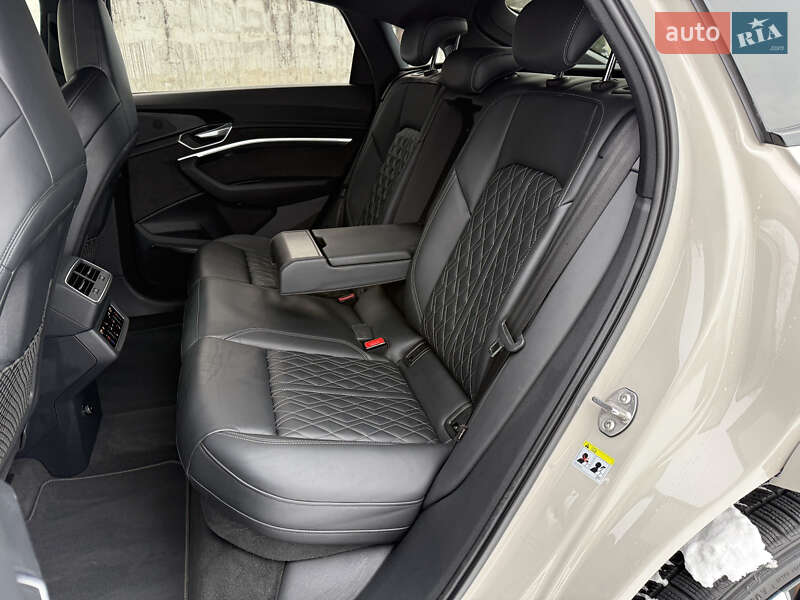 Внедорожник / Кроссовер Audi e-tron Sportback 2020 в Ровно фото 70 Внедорожник / Кроссовер Audi e-tron Sportback 2020 в Ровно