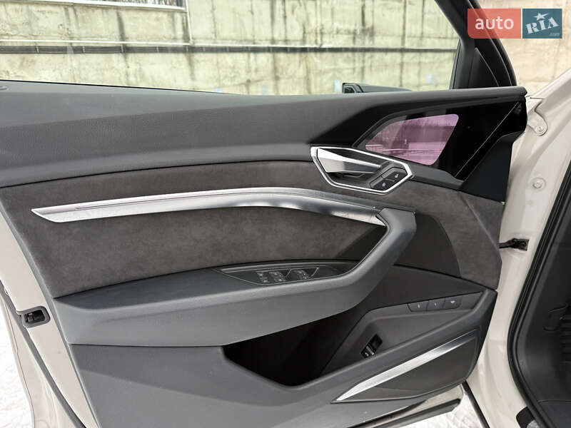 Внедорожник / Кроссовер Audi e-tron Sportback 2020 в Ровно фото 79 Внедорожник / Кроссовер Audi e-tron Sportback 2020 в Ровно