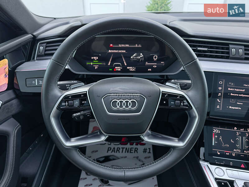 Позашляховик / Кросовер Audi e-tron Sportback 2020 в Рівному фото 3 Позашляховик / Кросовер Audi e-tron Sportback 2020 в Рівному