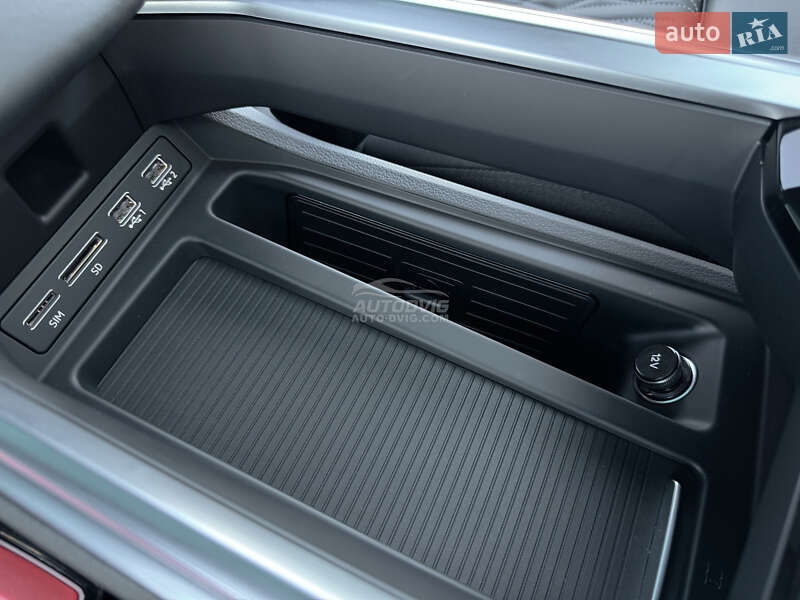 Позашляховик / Кросовер Audi e-tron Sportback 2020 в Рівному фото 9 Позашляховик / Кросовер Audi e-tron Sportback 2020 в Рівному