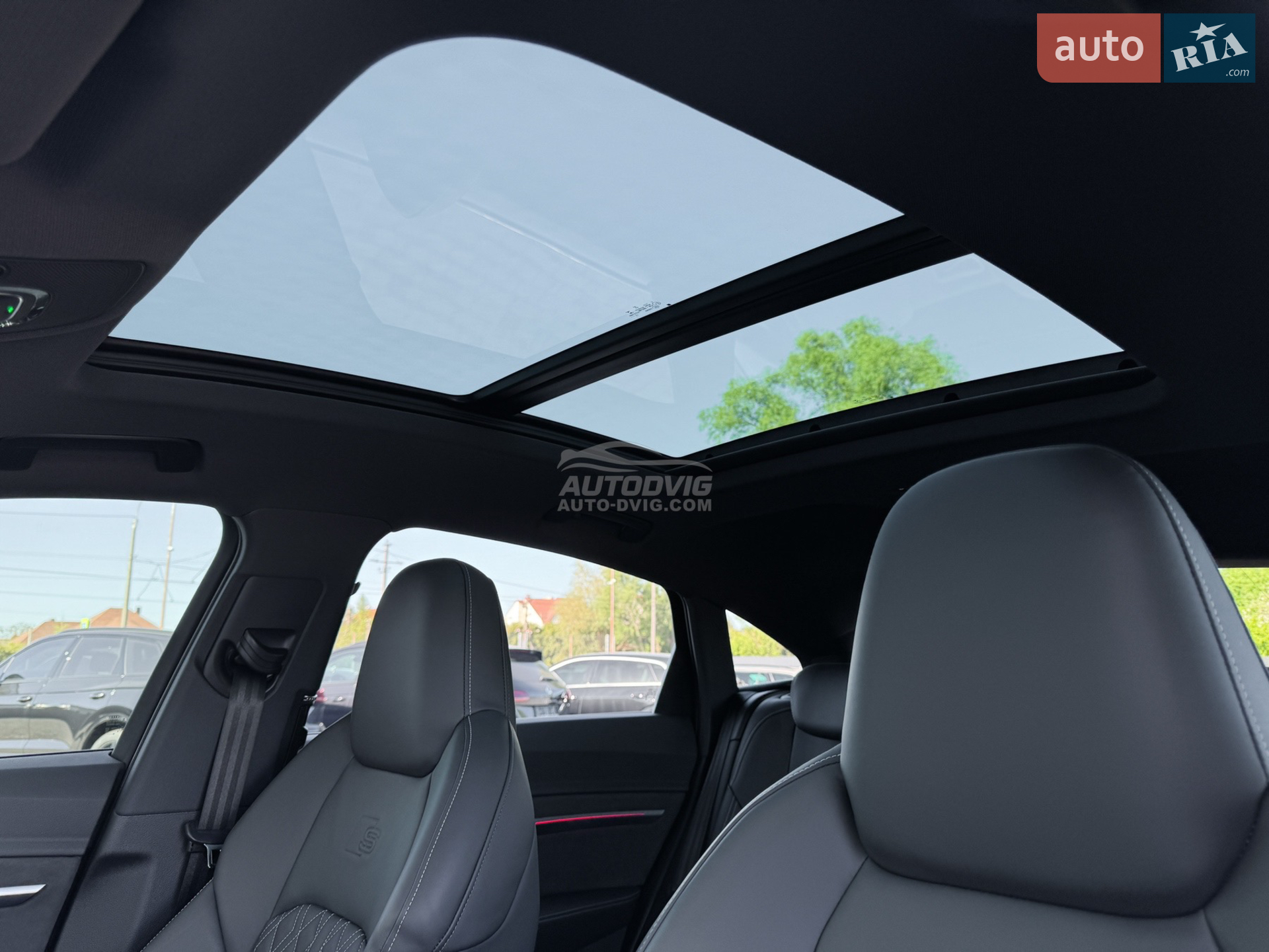 2020 Audi e-tron Sportback - мініатюра 13