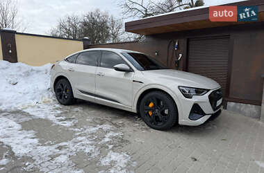 Внедорожник / Кроссовер Audi e-tron Sportback 2022 в Львове