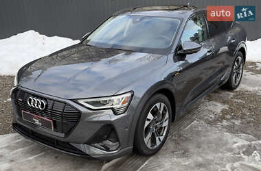Позашляховик / Кросовер Audi e-tron Sportback 2022 в Івано-Франківську