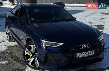 Внедорожник / Кроссовер Audi e-tron Sportback 2020 в Дубно
