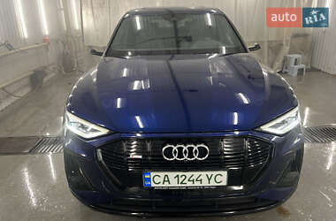 Позашляховик / Кросовер Audi e-tron Sportback 2020 в Черкасах