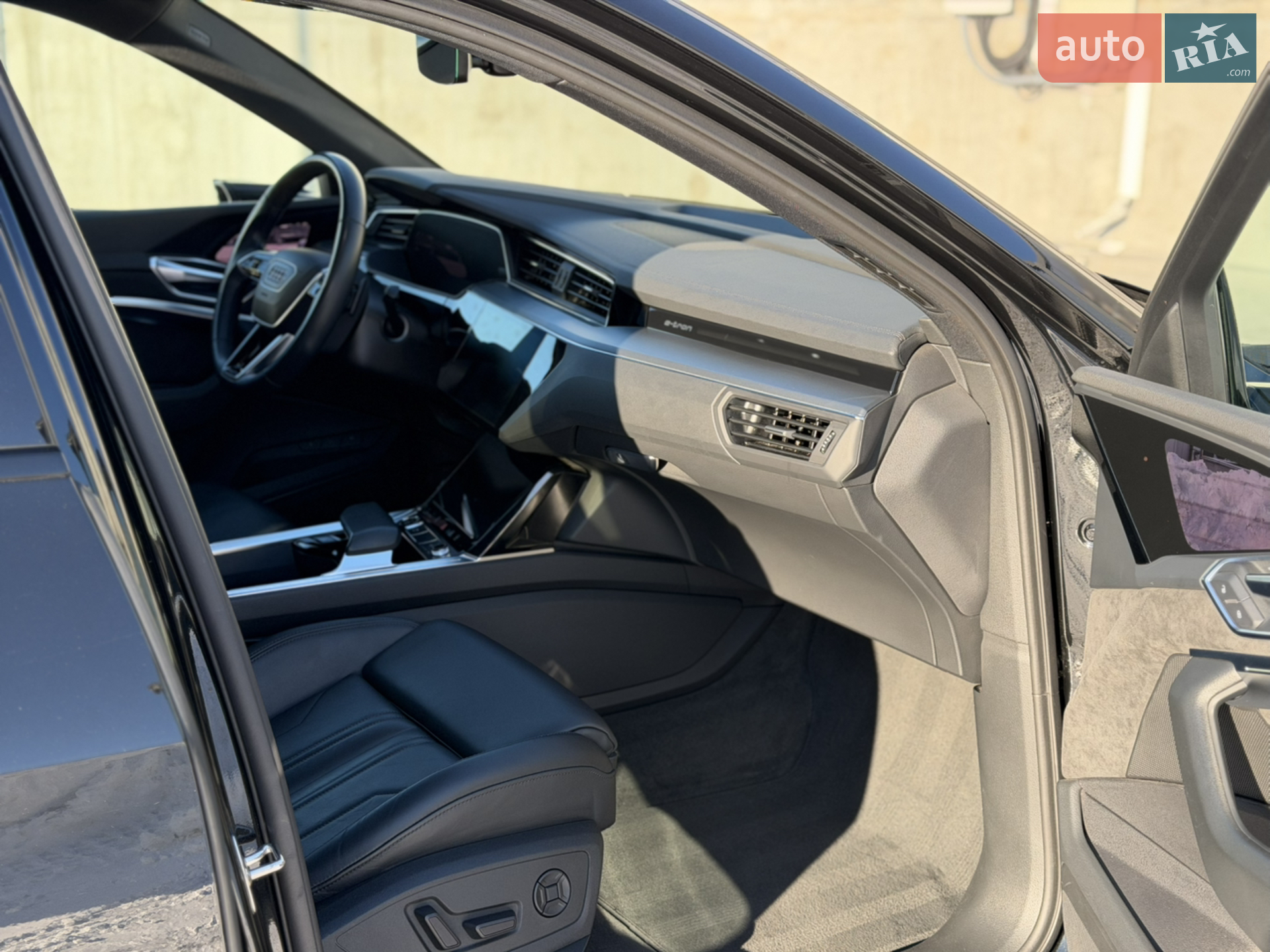 2021 Audi e-tron Sportback - мініатюра 53