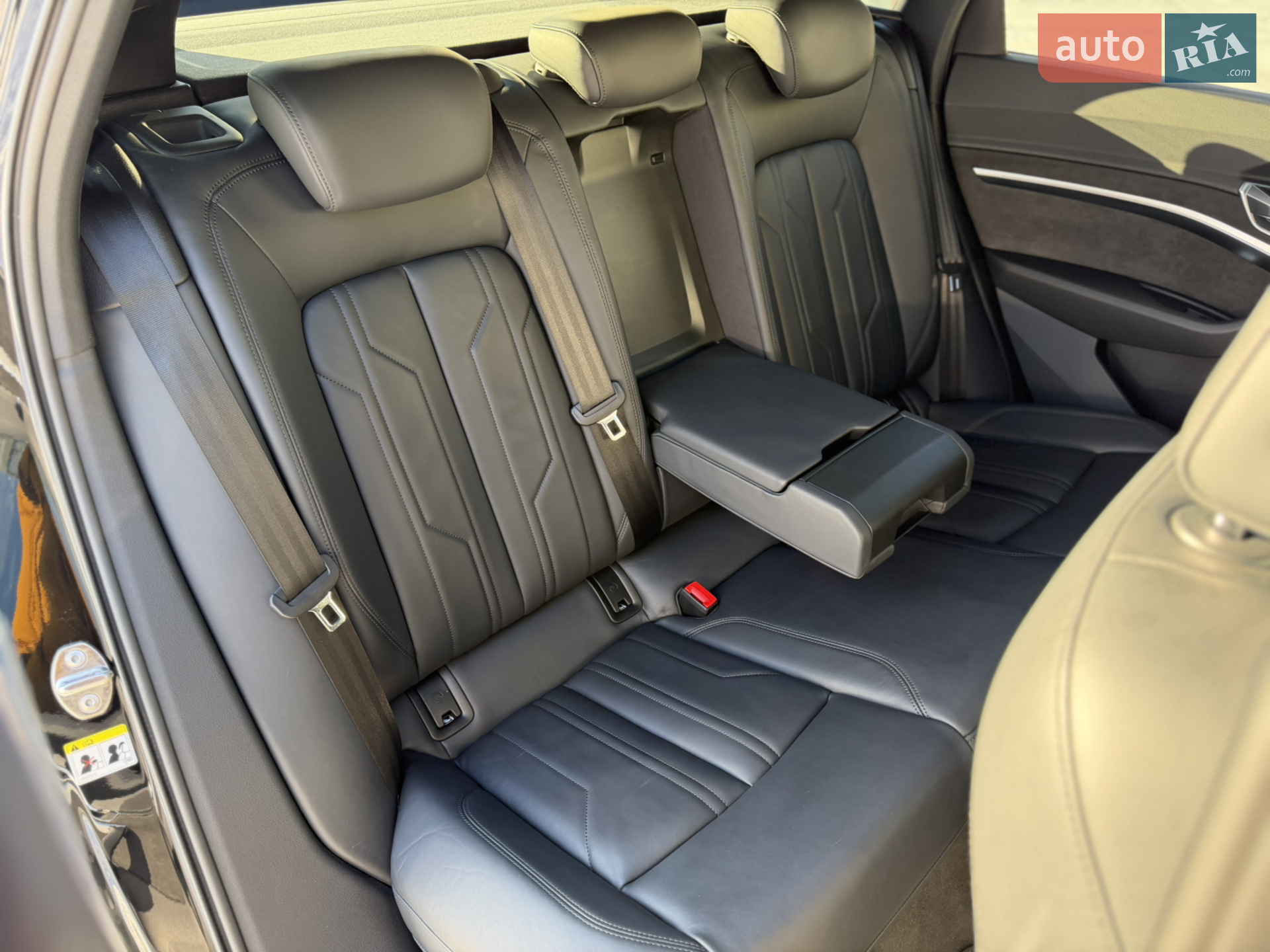 2021 Audi e-tron Sportback - мініатюра 57