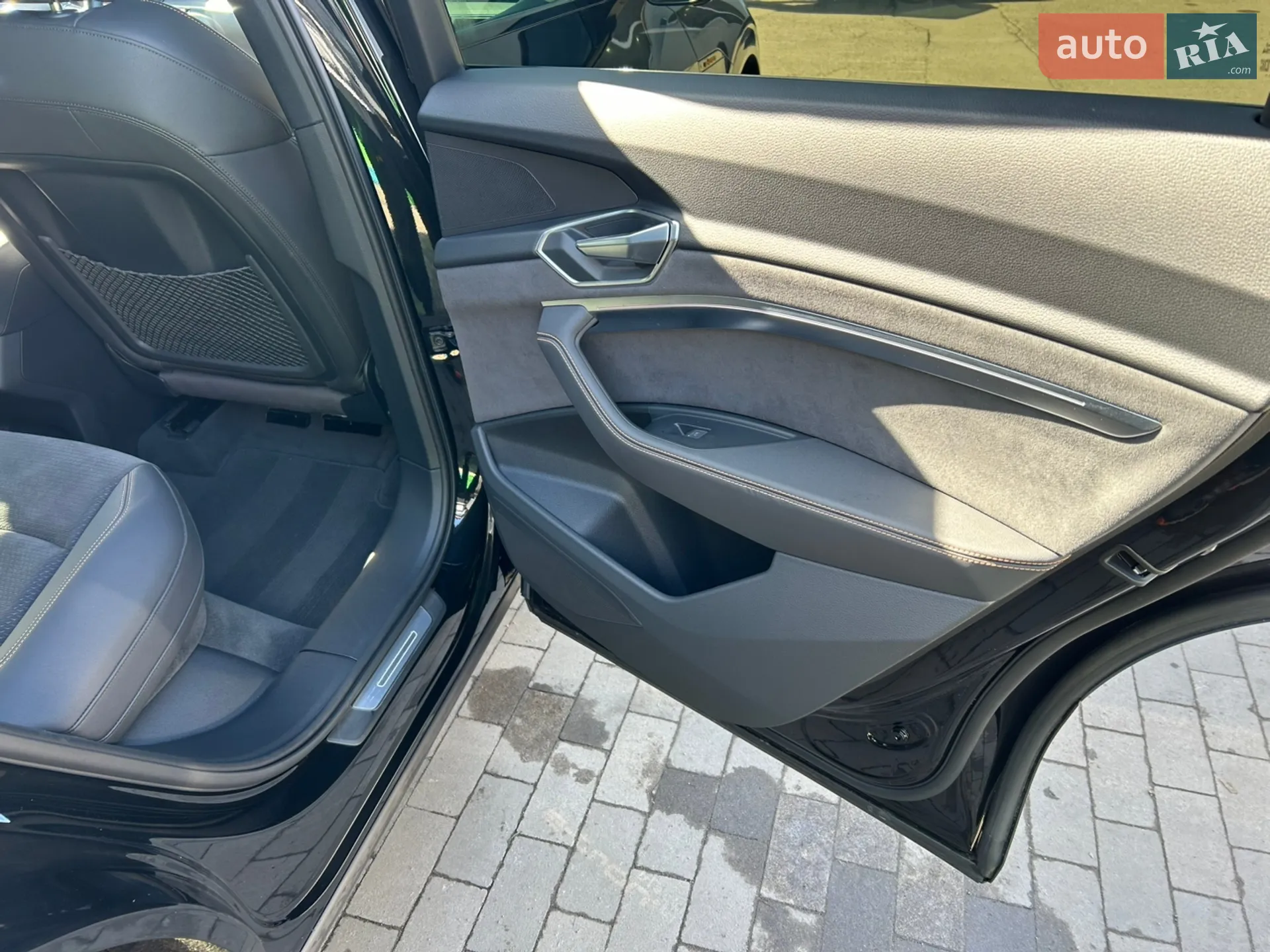 2022 Audi e-tron Sportback - мініатюра 33